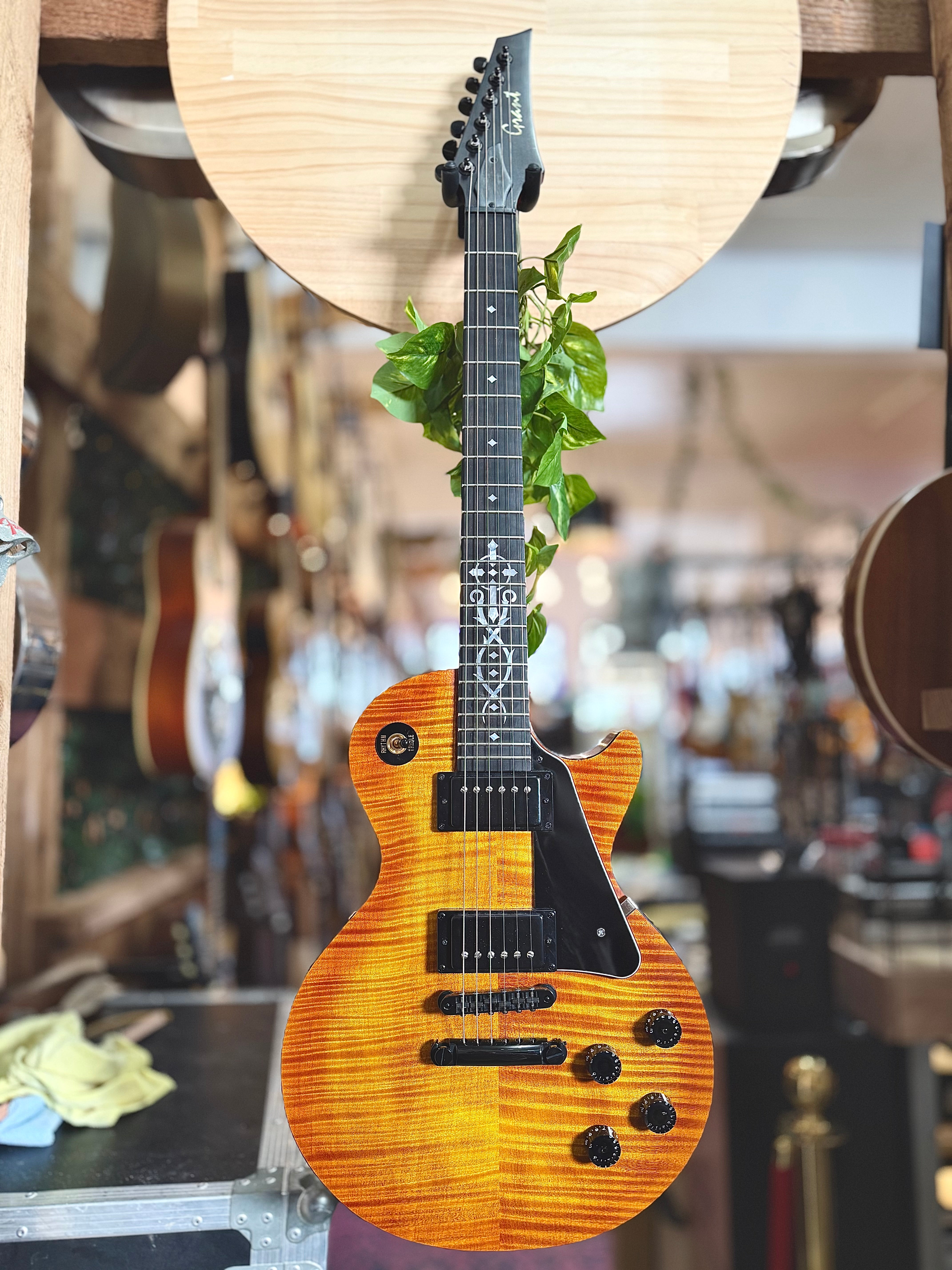 Grant | Carved Top | LP Style | Trans Burst | Made in Australia 🇦🇺 Grant | Carved Top | LP Style | Trans Burst | Made in Australia 🇦🇺